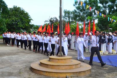 Lễ Khai giảng năm học mới tại trường THPT Hùng Vương